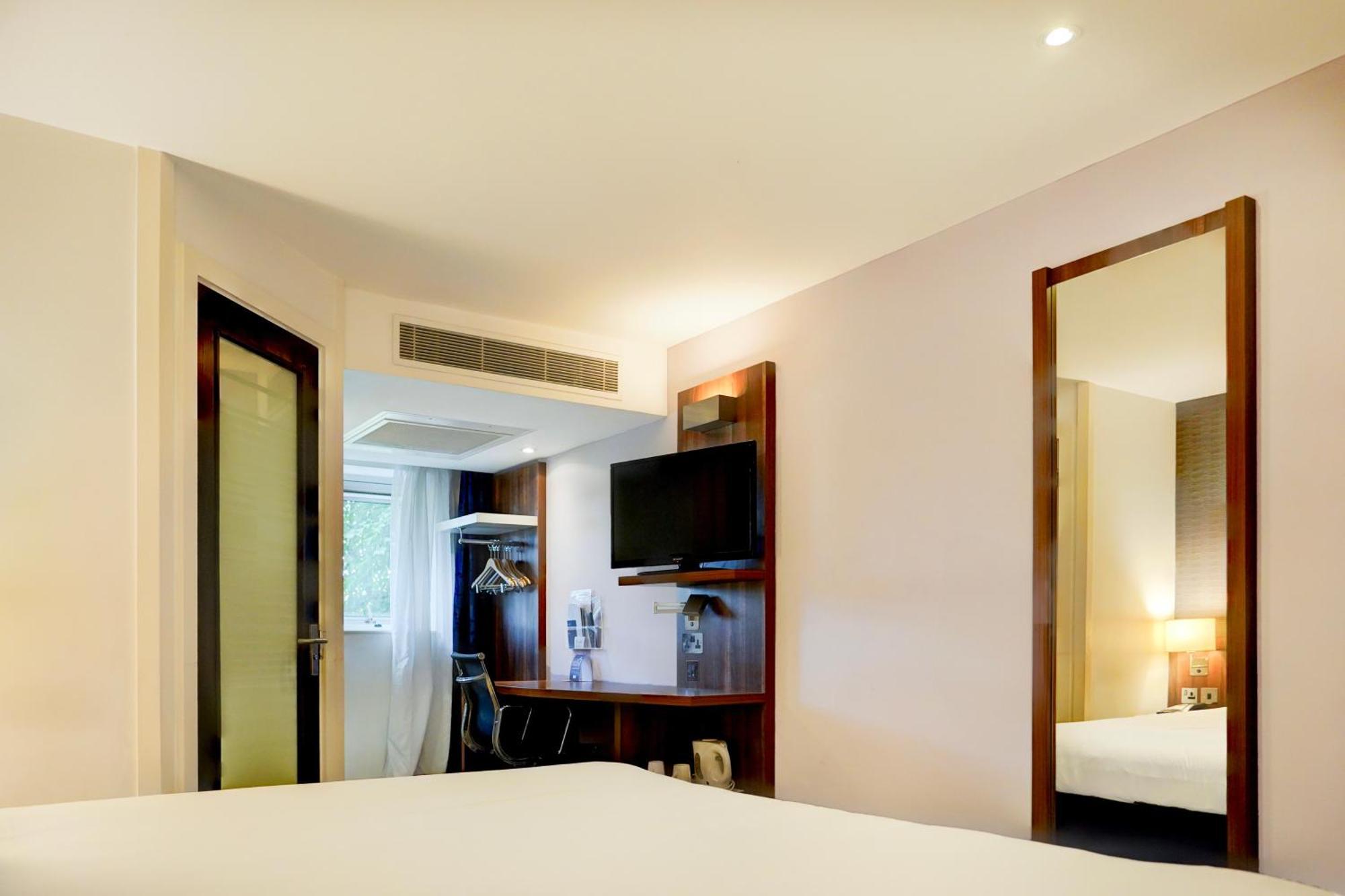 Belvilla Crewe City Centre Hotel Lifestyle Exterior photo