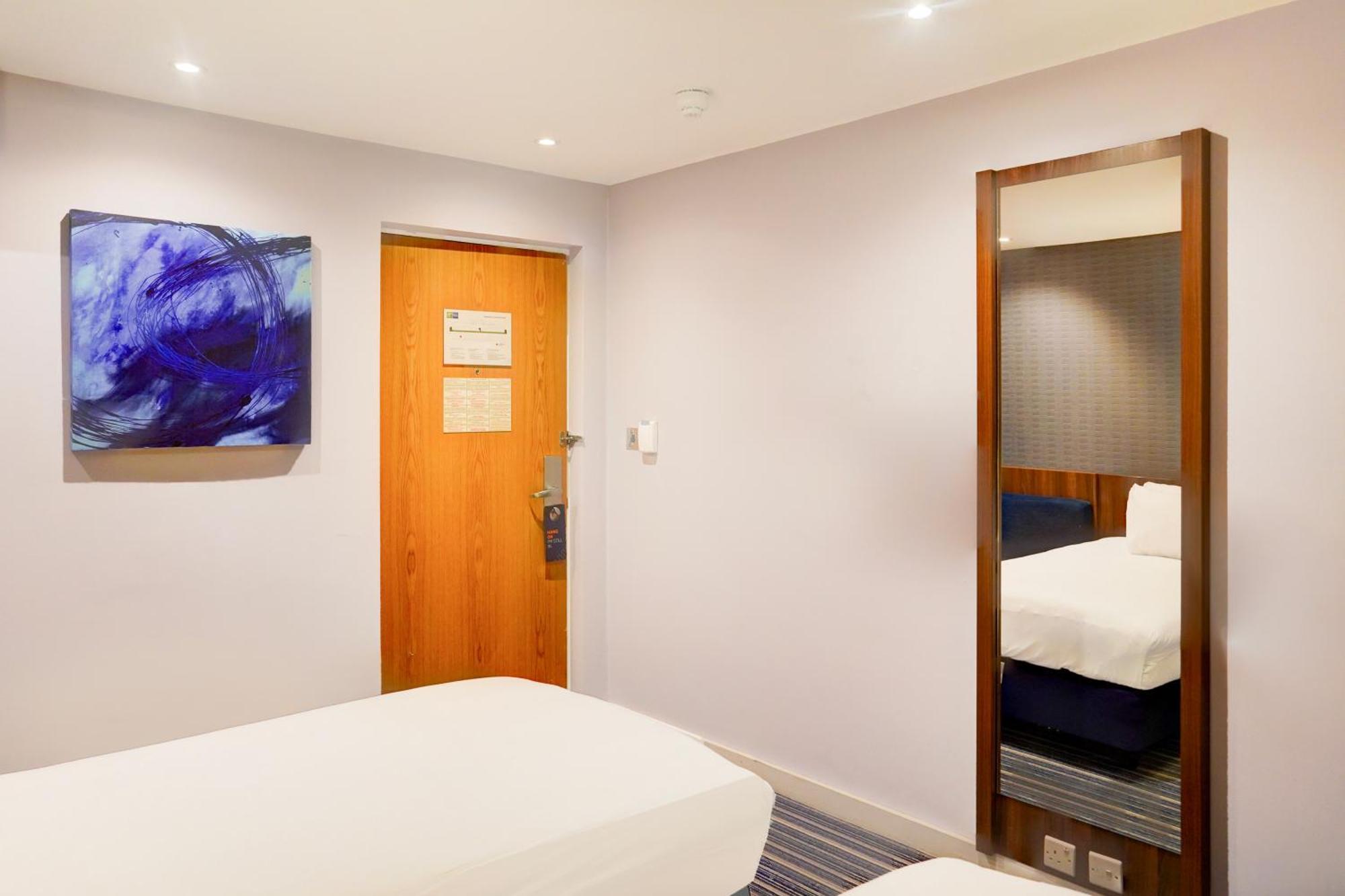 Belvilla Crewe City Centre Hotel Lifestyle Exterior photo