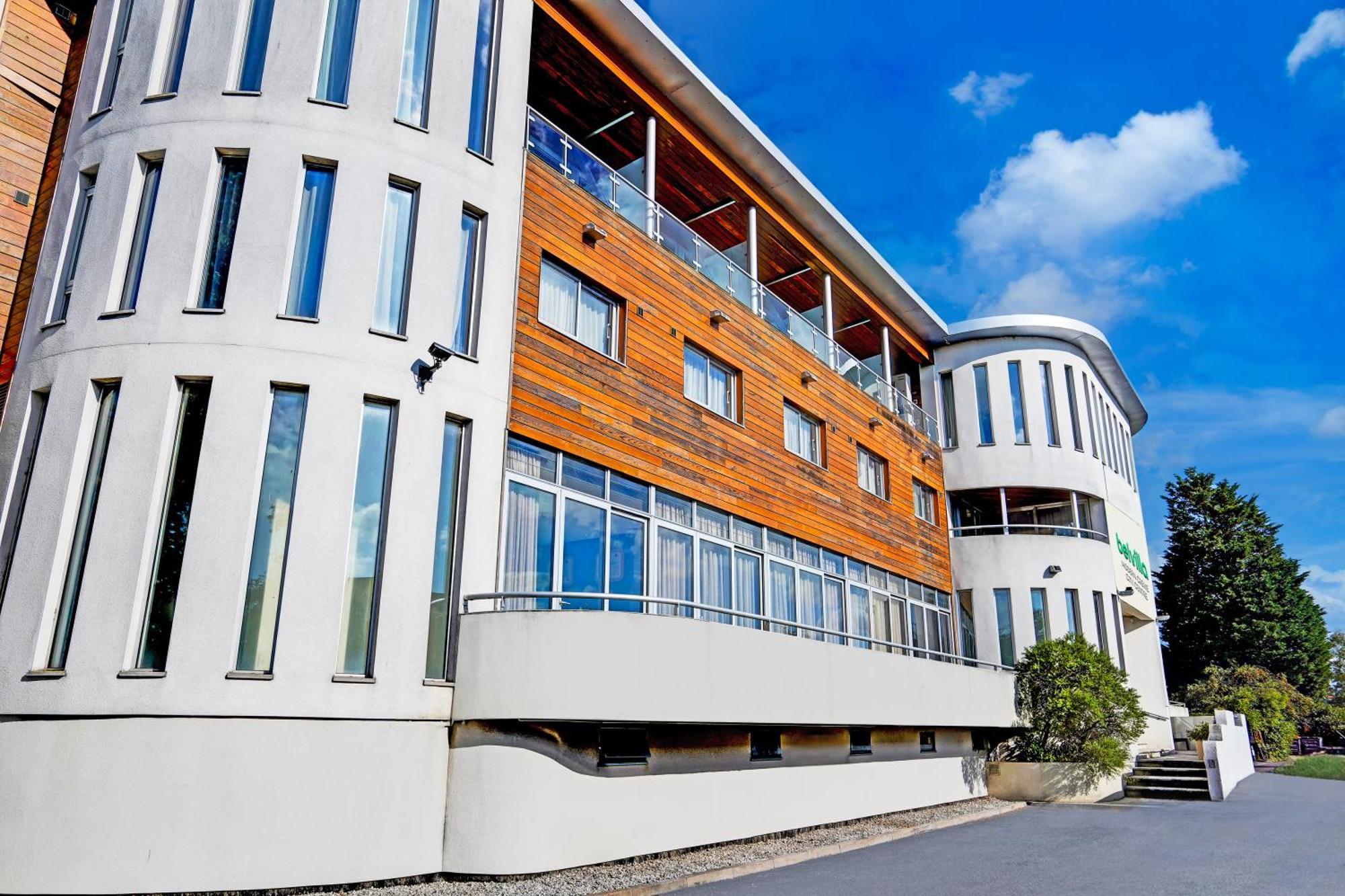 Belvilla Crewe City Centre Hotel Lifestyle Exterior photo
