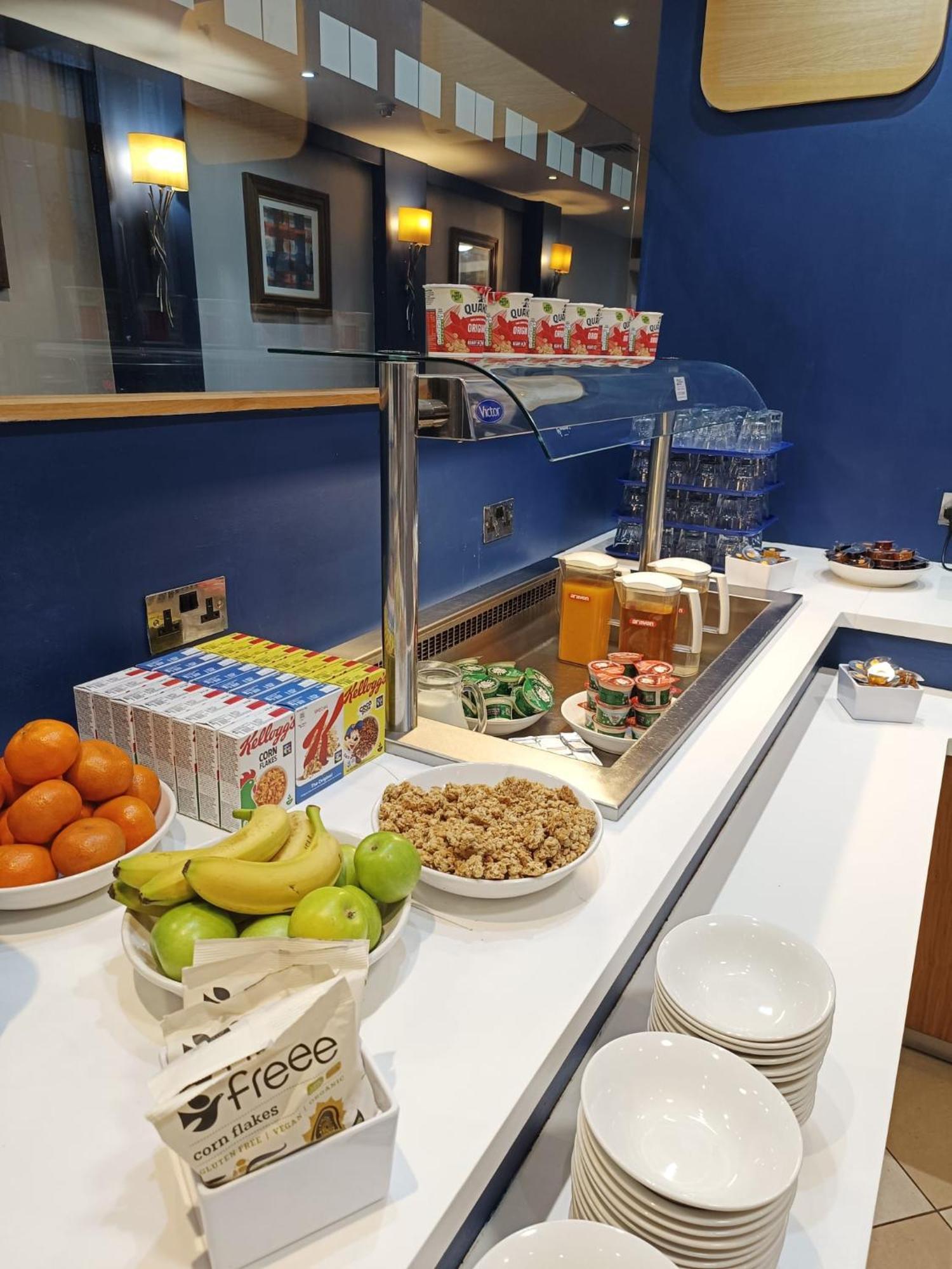 Belvilla Crewe City Centre Hotel Lifestyle Exterior photo